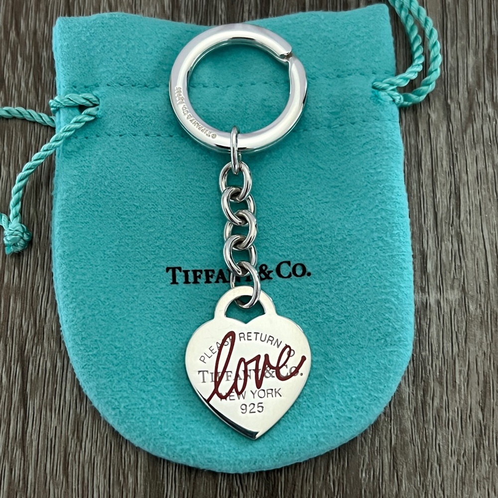 Rtt Love Keychain
